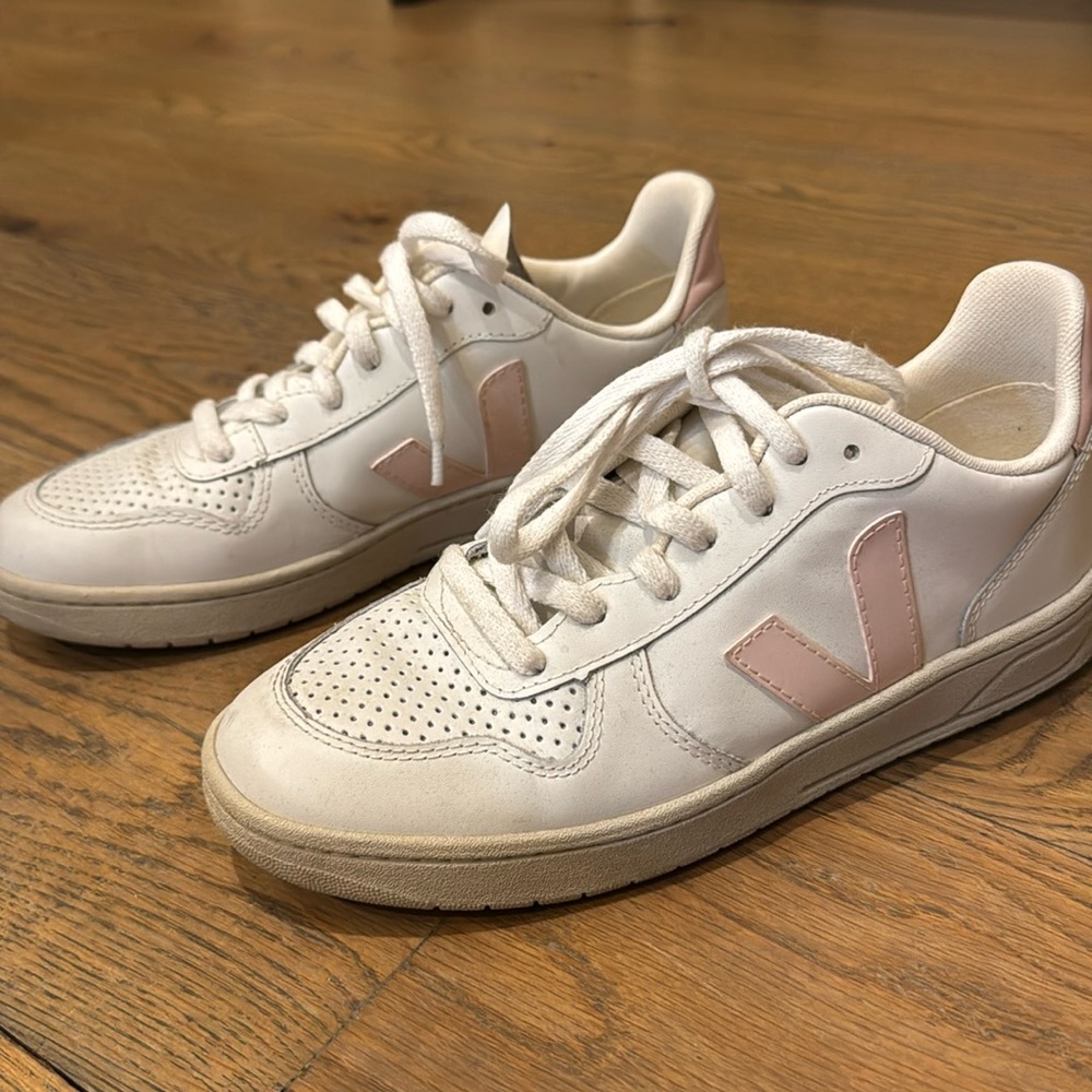 Veja Shoes